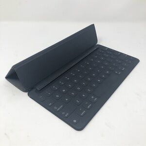 Apple 10.5 iPad Smart Keyboard Folio IPad Pro 0251